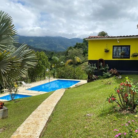 Alojamiento Campestre. San Carlos, Antioquia. Hotel Kültér fotó
